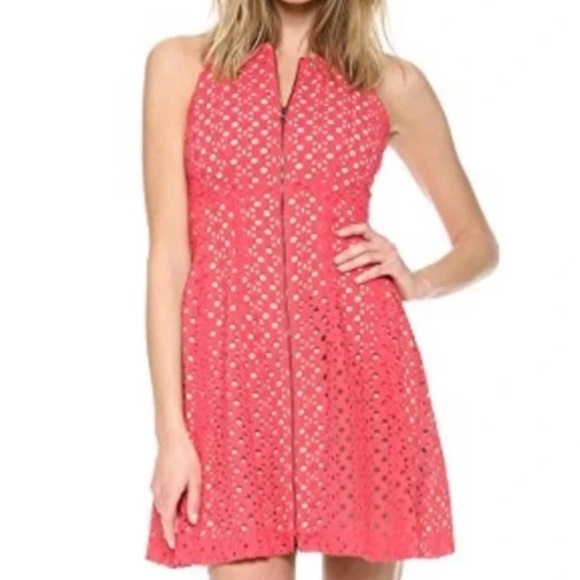 BCBGMaxAzria Dresses & Skirts - BCBGMaxAzria Gulianna Red Lipstick Eyelet Zipper Front Dress size 6 EUC